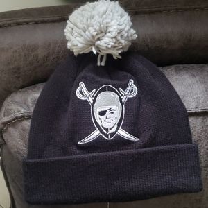 Oakland Raiders knit hat with pom